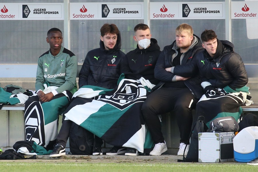 Borussia Mönchengladbach U19 vs. FSV Frankfurt U19 (2021/22)_36