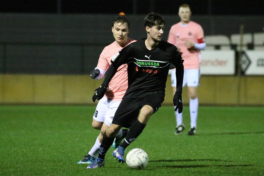 Borussia Mönchengladbach U19 vs. Holzheimer SG (2021/22)_12