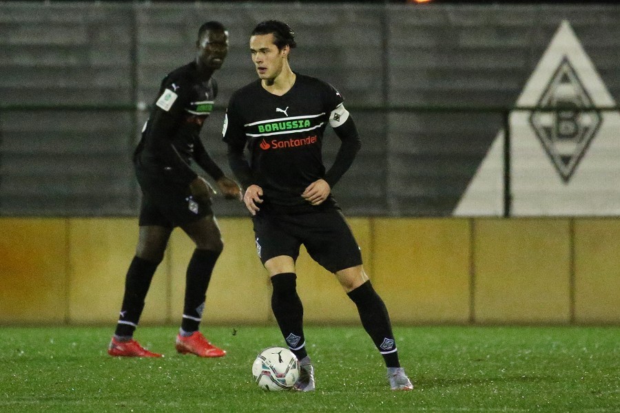Borussia Mönchengladbach U19 vs. Holzheimer SG (2021/22)_22