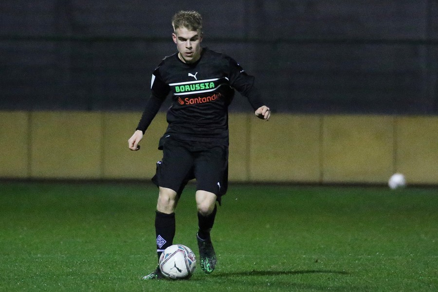 Borussia Mönchengladbach U19 vs. Holzheimer SG (2021/22)_24