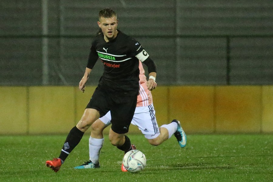 Borussia Mönchengladbach U19 vs. Holzheimer SG (2021/22)_6