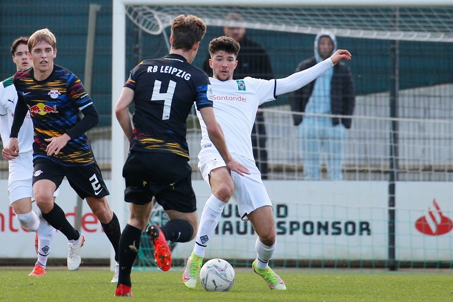 Borussia Mönchengladbach U19 vs. RB Leipzig U19 (2021/22)_27