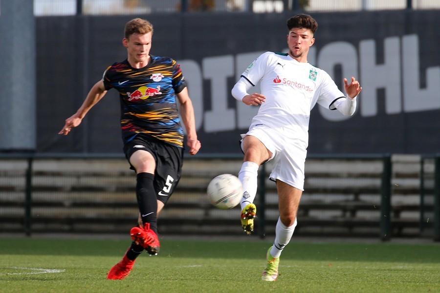 Borussia Mönchengladbach U19 vs. RB Leipzig U19 (2021/22)_34