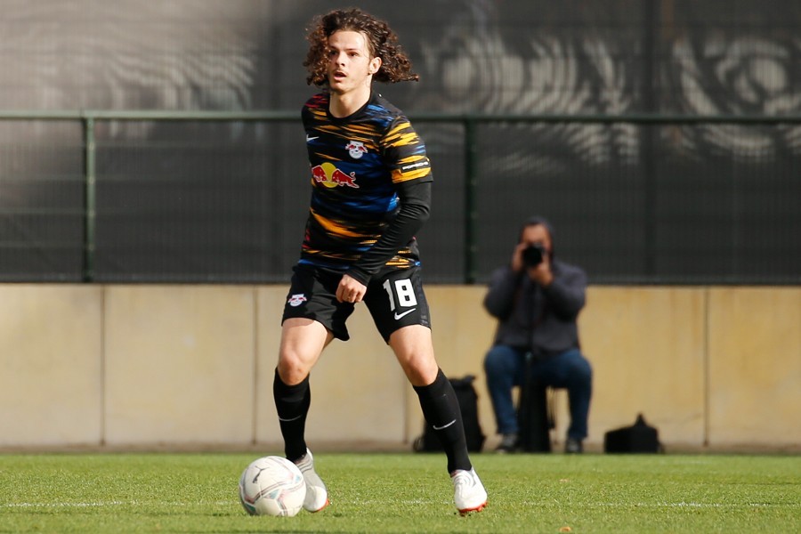 Borussia Mönchengladbach U19 vs. RB Leipzig U19 (2021/22)_40
