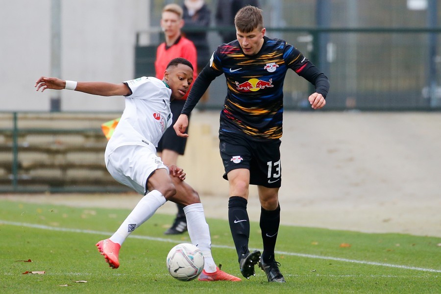Borussia Mönchengladbach U19 vs. RB Leipzig U19 (2021/22)_7