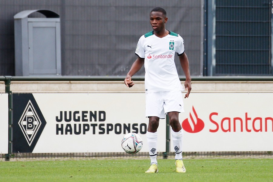 Borussia Mönchengladbach U19 vs. SC Paderborn U19 (2021/22)_13