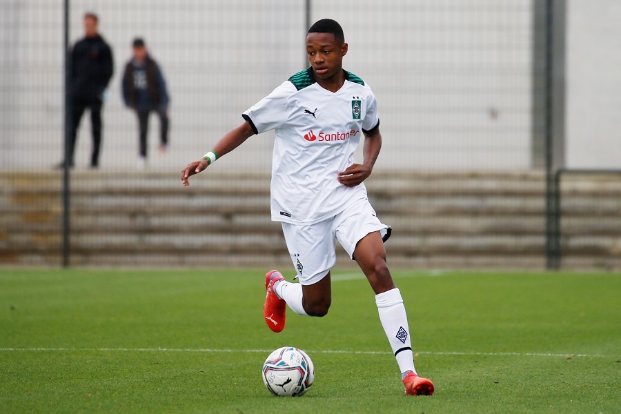 Borussia Mönchengladbach U19 vs. SC Paderborn U19 (2021/22)_14
