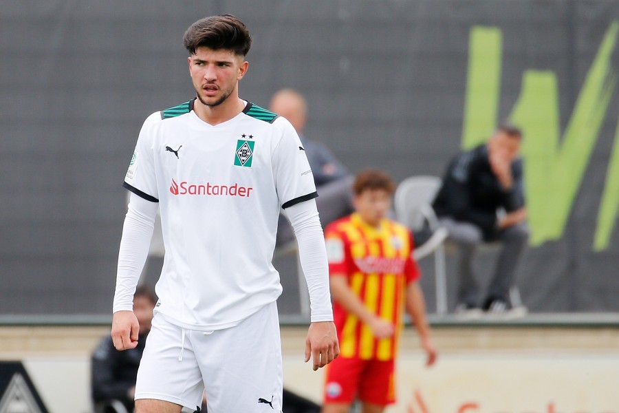 Borussia Mönchengladbach U19 vs. SC Paderborn U19 (2021/22)_17