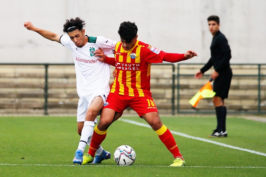 Borussia Mönchengladbach U19 vs. SC Paderborn U19 (2021/22)_19