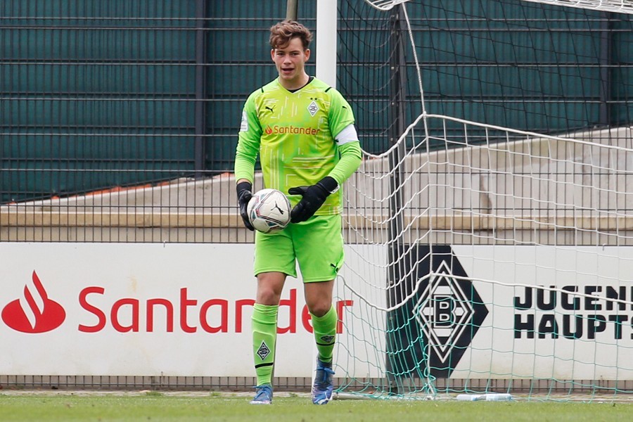 Borussia Mönchengladbach U19 vs. SC Paderborn U19 (2021/22)_23