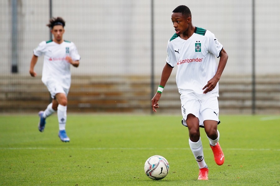 Borussia Mönchengladbach U19 vs. SC Paderborn U19 (2021/22)_40