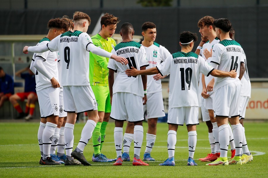 Borussia Mönchengladbach U19 vs. SC Paderborn U19 (2021/22)_4