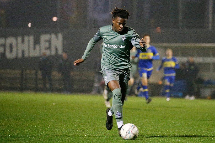 Borussia Mönchengladbach U19 vs. SC Union Nettetal (2021/22)_22