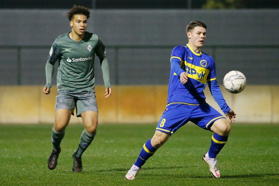 Borussia Mönchengladbach U19 vs. SC Union Nettetal (2021/22)_26