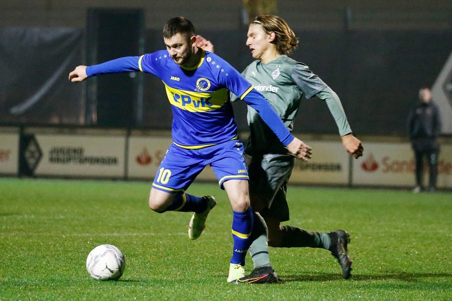 Borussia Mönchengladbach U19 vs. SC Union Nettetal (2021/22)_27