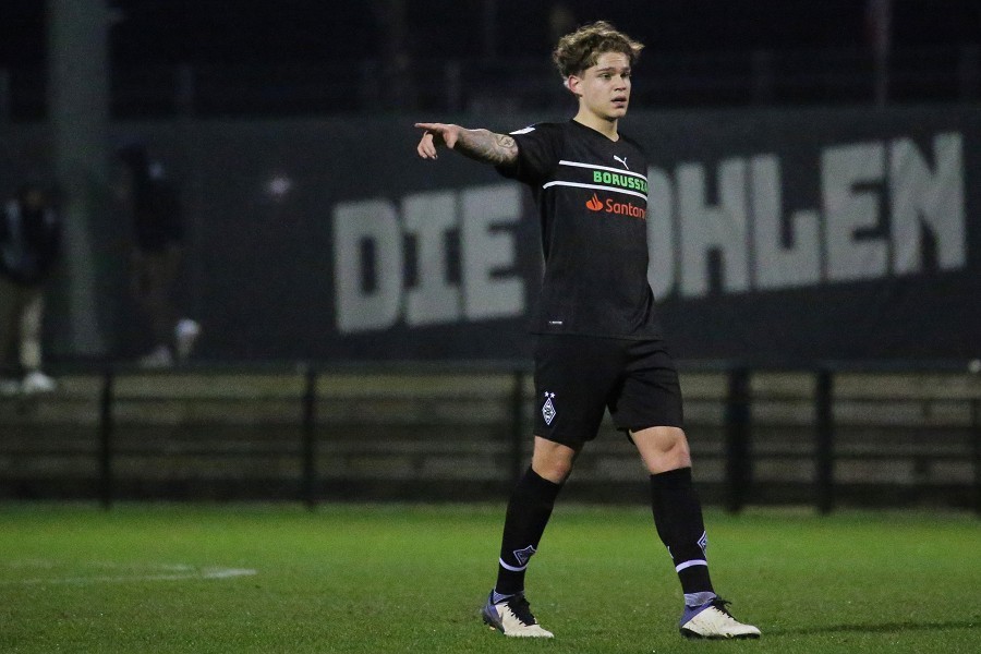 Borussia Mönchengladbach U19 vs. Teutonia St. Tönis (2021/22)_19