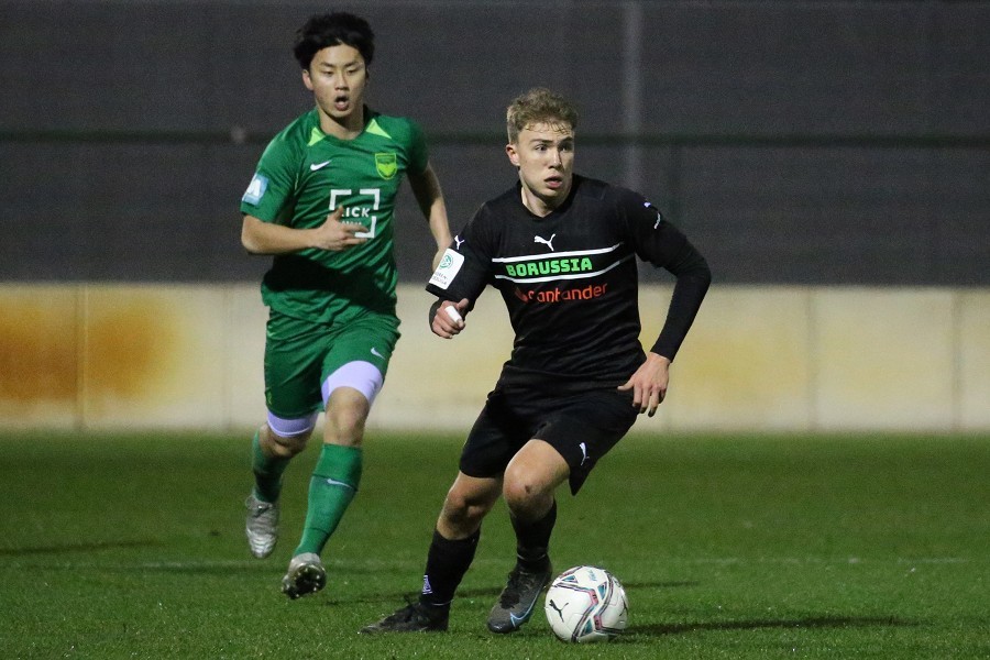 Borussia Mönchengladbach U19 vs. Teutonia St. Tönis (2021/22)_32