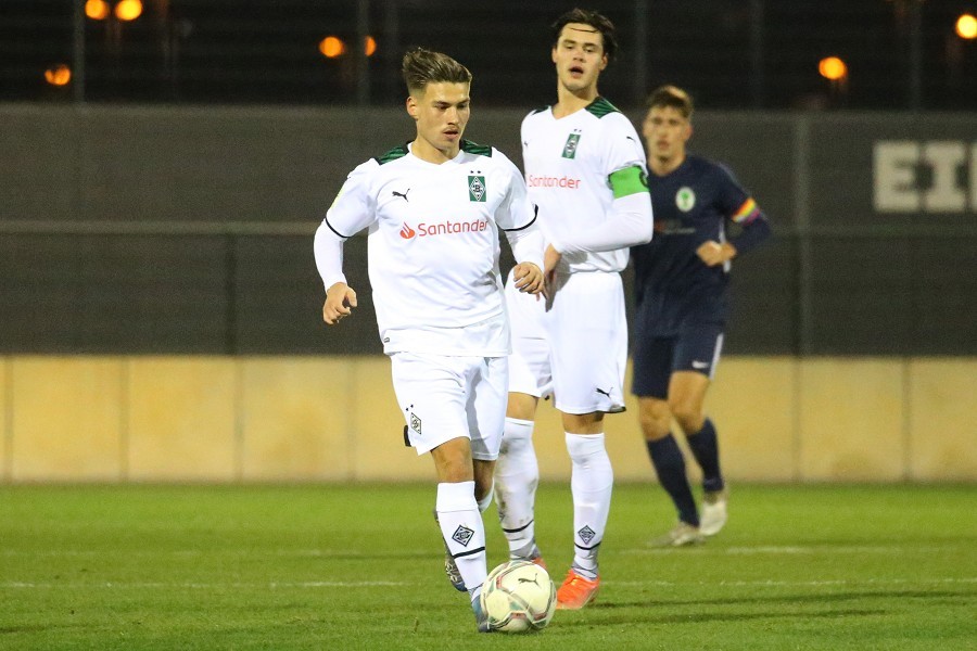 Borussia Mönchengladbach U19 vs. TuS BW Königsdorf (2021/22)_11