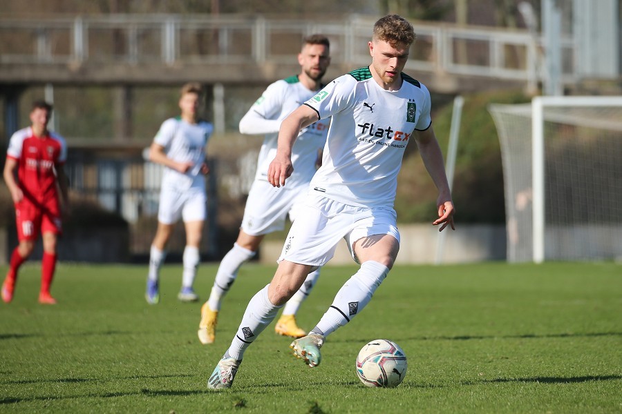 Borussia Mönchengladbach U23 vs. FC Wegberg-Beeck (2021/22)_41