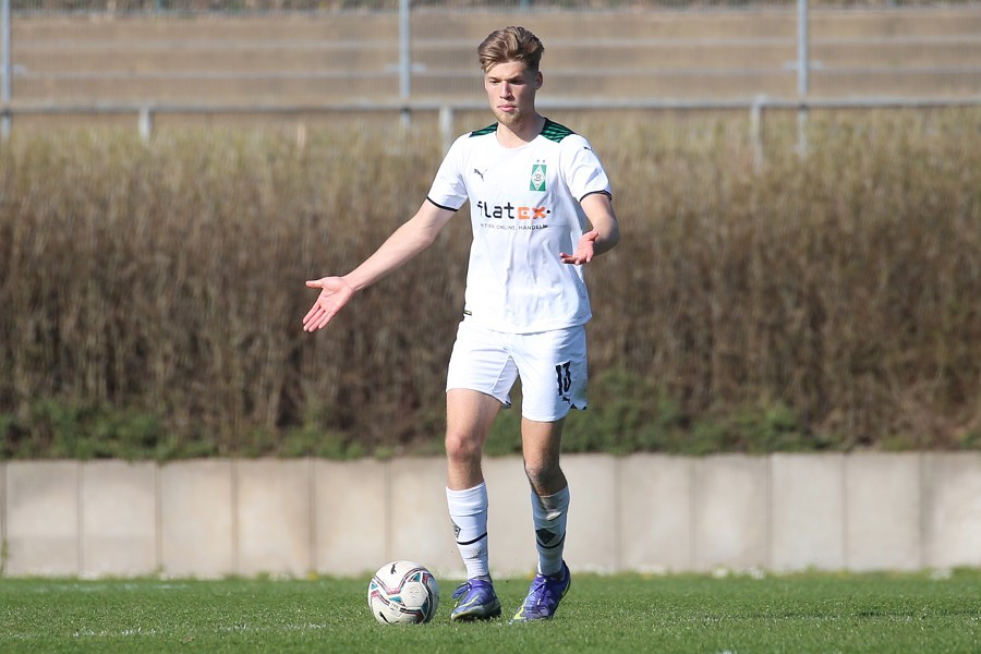 Borussia Mönchengladbach U23 vs. FC Wegberg-Beeck (2021/22)_43