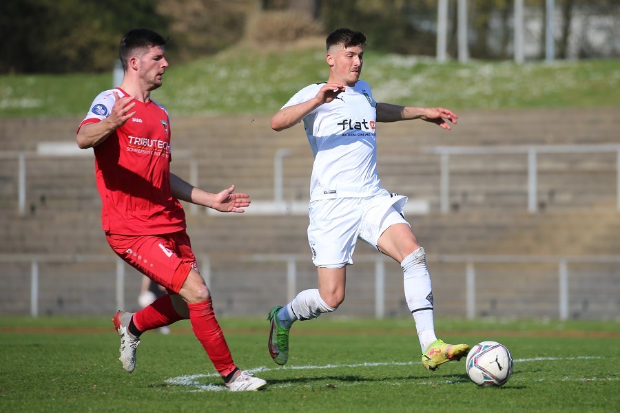 Borussia Mönchengladbach U23 vs. FC Wegberg-Beeck (2021/22)_44