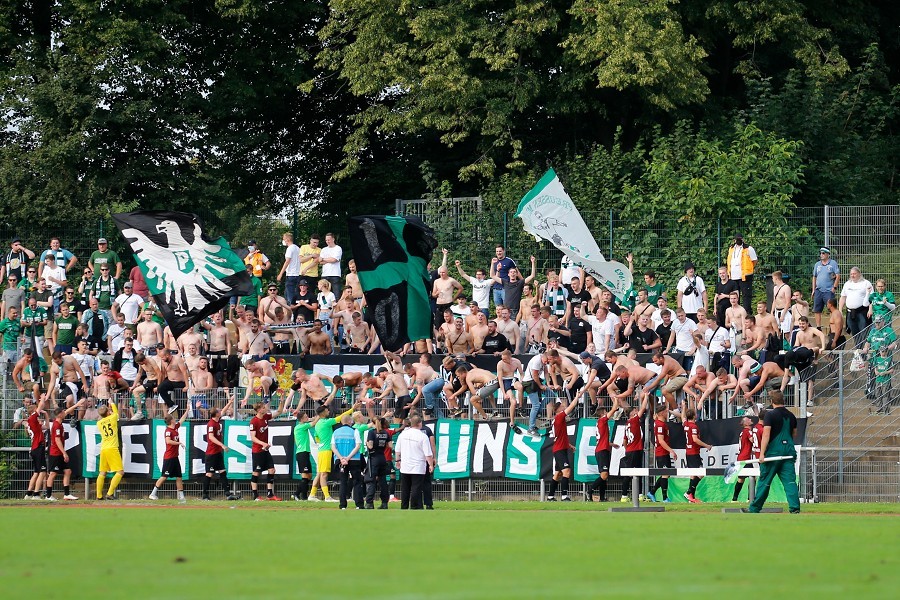 Borussia Mönchengladbach U23 vs. SC Preußen Münster (2021/22).._13