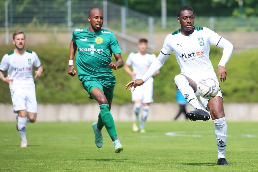 Borussia Mönchengladbach U23 vs. SV Straelen (2021/22)_11