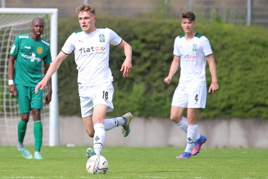 Borussia Mönchengladbach U23 vs. SV Straelen (2021/22)_25