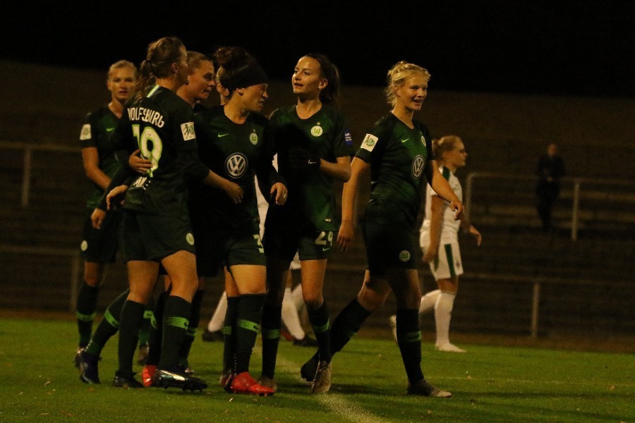 Borussia Mönchengladbach- VfL Wolfsburg (2018/19)_31