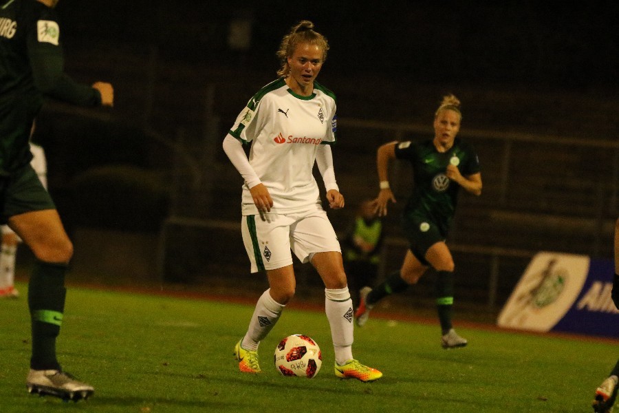 Borussia Mönchengladbach- VfL Wolfsburg (2018/19)_36