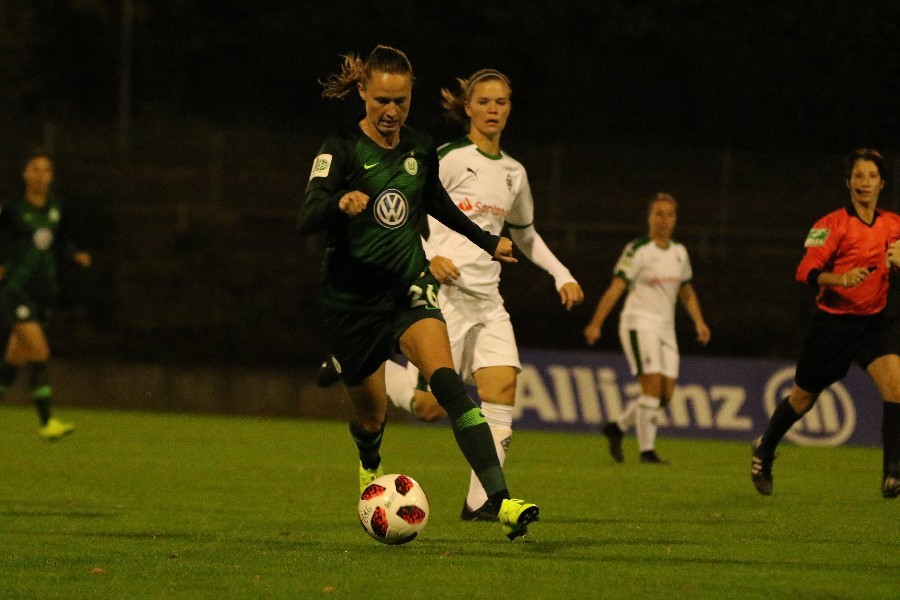 Borussia Mönchengladbach- VfL Wolfsburg (2018/19)_3