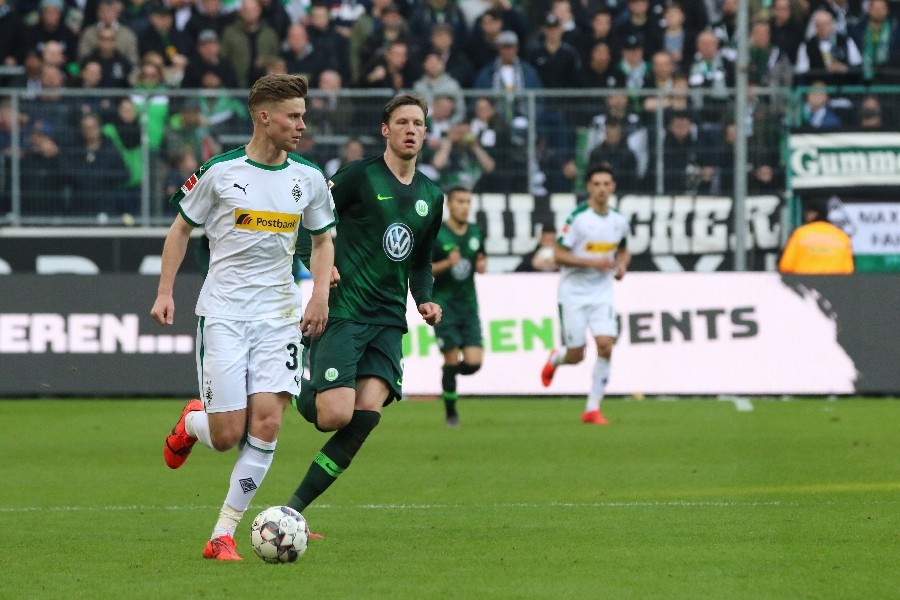 Borussia Mönchengladbach- VfL Wolfsburg (2018/19)_5