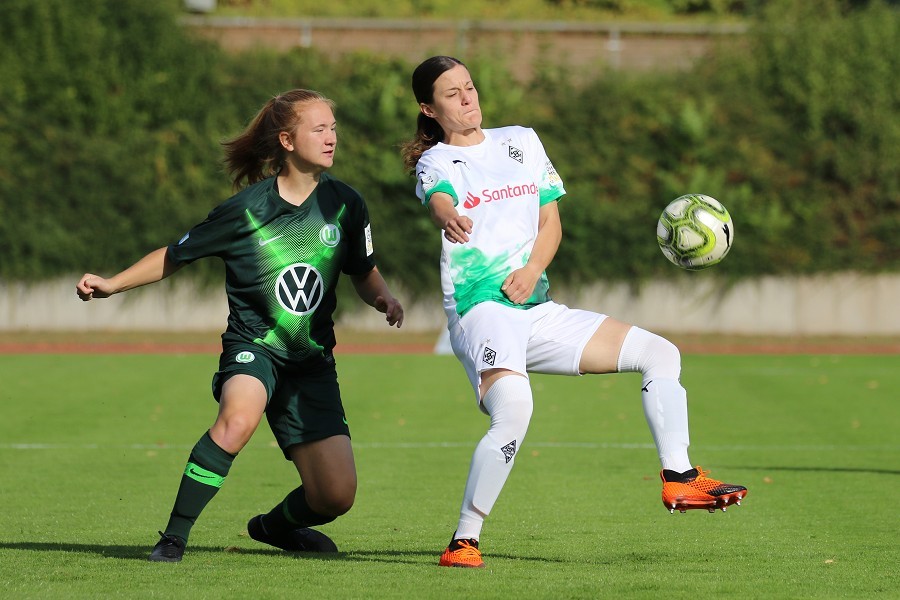Borussia Mönchengladbach- VfL Wolfsburg II (2019/20)_11