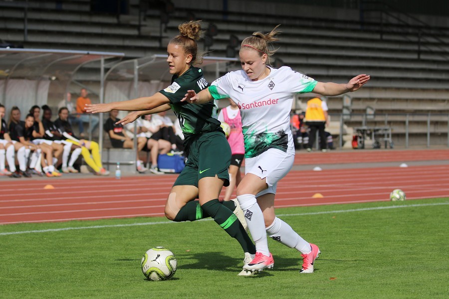 Borussia Mönchengladbach- VfL Wolfsburg II (2019/20)_14