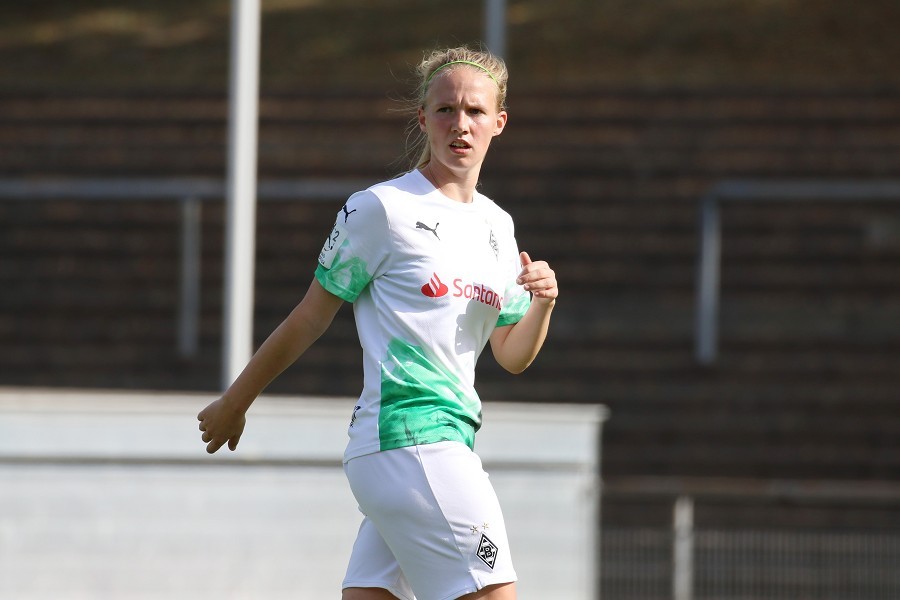 Borussia Mönchengladbach- VfL Wolfsburg II (2019/20)_23