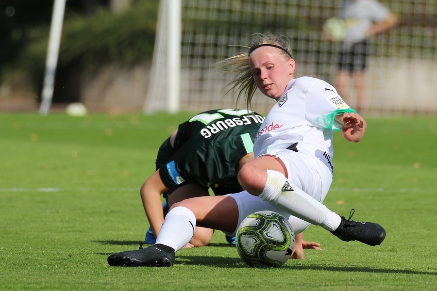 Borussia Mönchengladbach- VfL Wolfsburg II (2019/20)_39