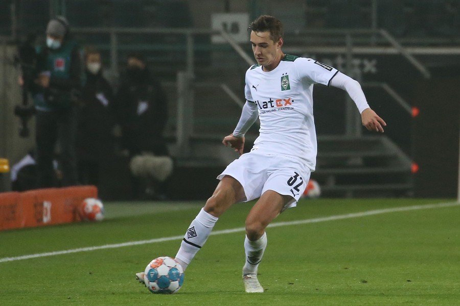 Borussia Mönchengladbach vs. Bayer 04 Leverkusen (2021/22)_15