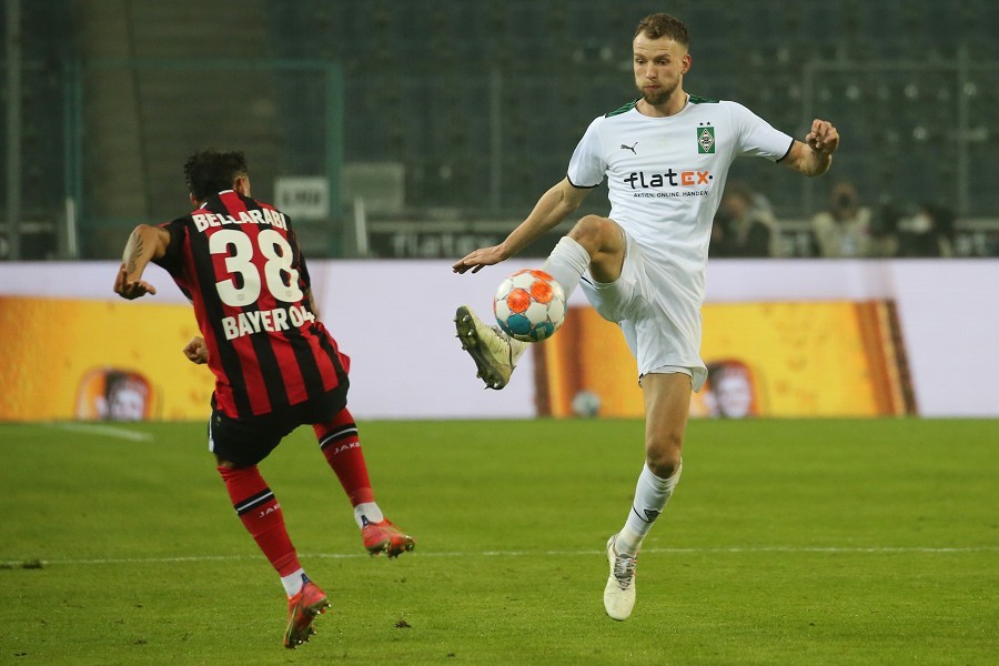 Borussia Mönchengladbach vs. Bayer 04 Leverkusen (2021/22)_27