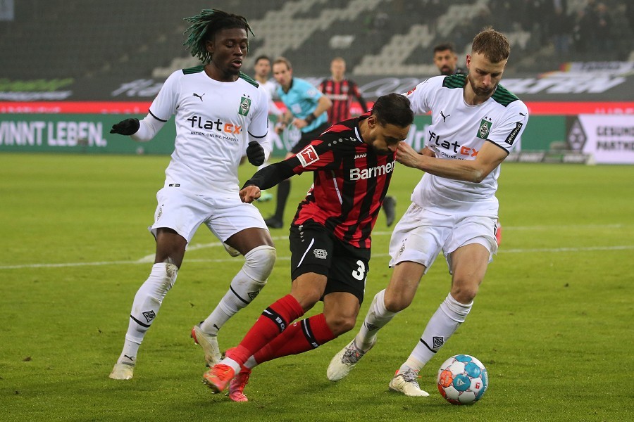 Borussia Mönchengladbach vs. Bayer 04 Leverkusen (2021/22)_31
