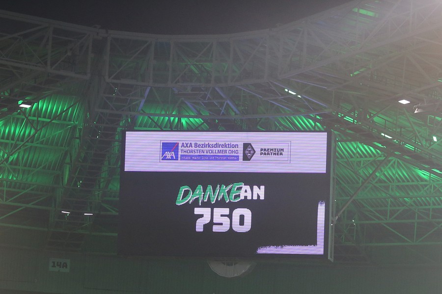 Borussia Mönchengladbach vs. Bayer 04 Leverkusen (2021/22)_39