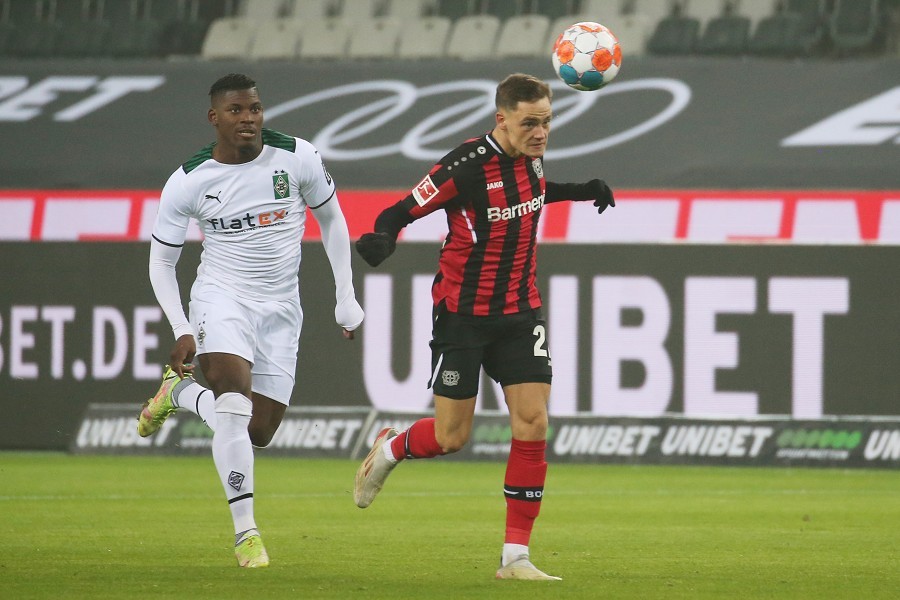 Borussia Mönchengladbach vs. Bayer 04 Leverkusen (2021/22)_4