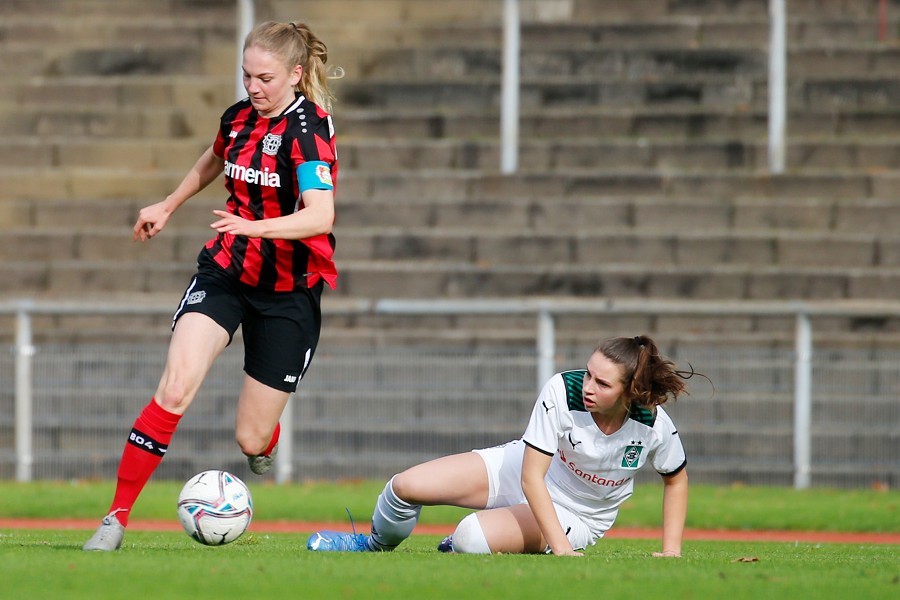 Borussia Mönchengladbach vs. Bayer 04 Leverkusen II (2021/22)_14