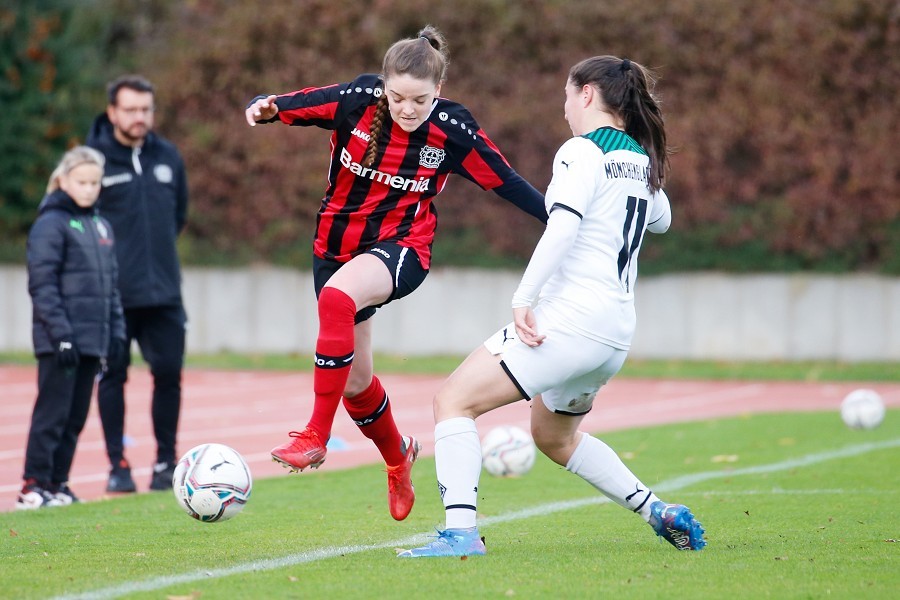Borussia Mönchengladbach vs. Bayer 04 Leverkusen II (2021/22)_19