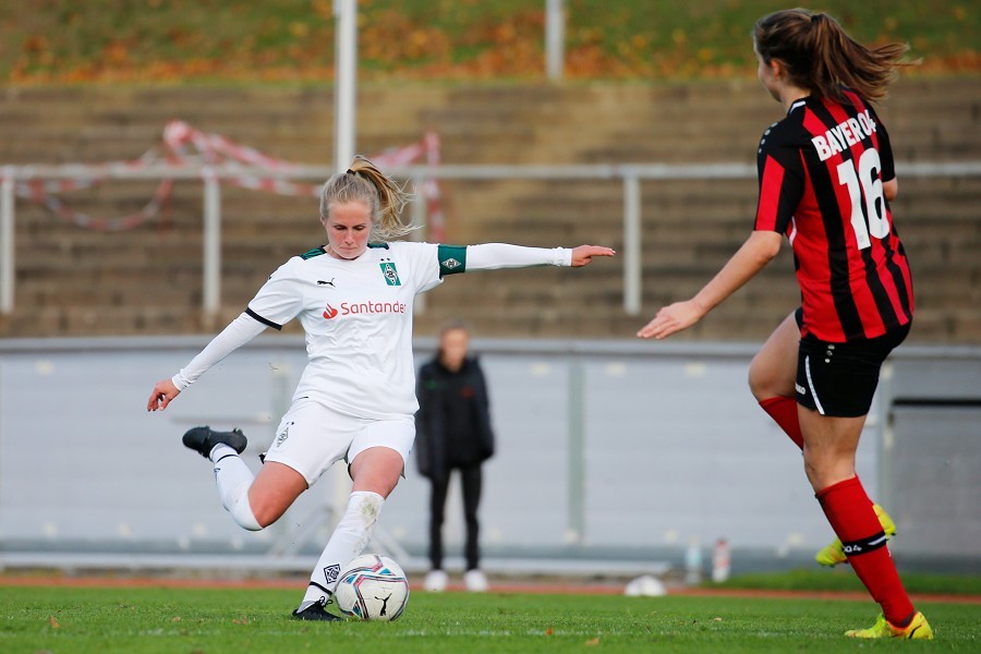Borussia Mönchengladbach vs. Bayer 04 Leverkusen II (2021/22)_54