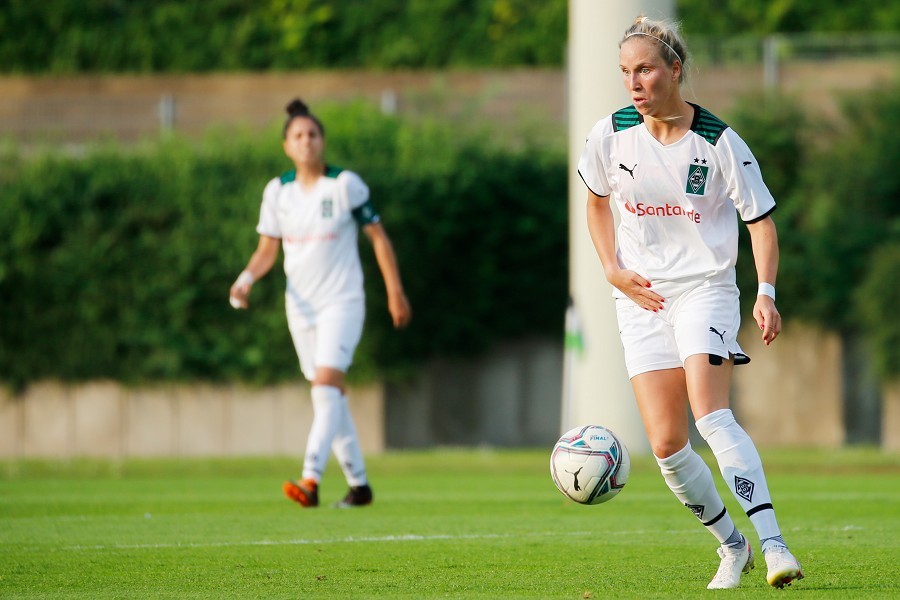 Borussia Mönchengladbach vs. Borussia Bocholt (2021/22)_31