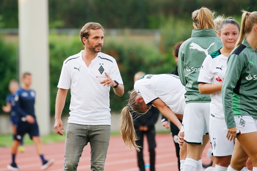 Borussia Mönchengladbach vs. Borussia Bocholt (2021/22)_58