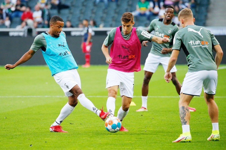 Borussia Mönchengladbach vs. DSC Arminia Bielefeld (2021/22)_1