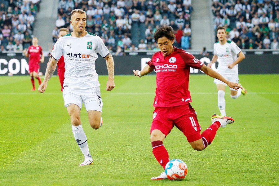 Borussia Mönchengladbach vs. DSC Arminia Bielefeld (2021/22)_3