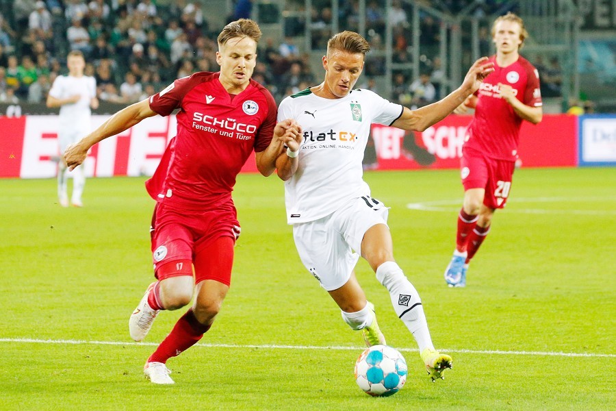 Borussia Mönchengladbach vs. DSC Arminia Bielefeld (2021/22)_46