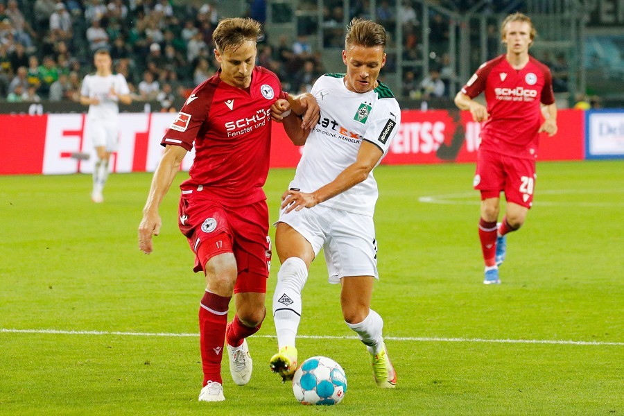 Borussia Mönchengladbach vs. DSC Arminia Bielefeld (2021/22)_47